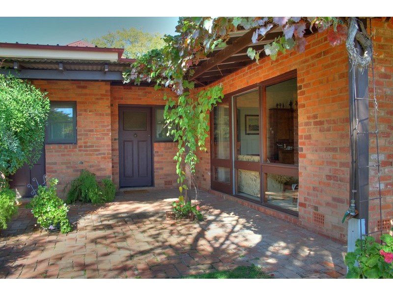 81 Kincaid Street, Wagga Wagga NSW 2650