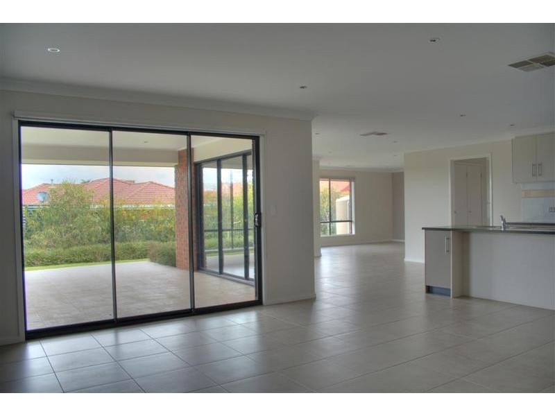 10 Budawang Place, Tatton NSW 2650
