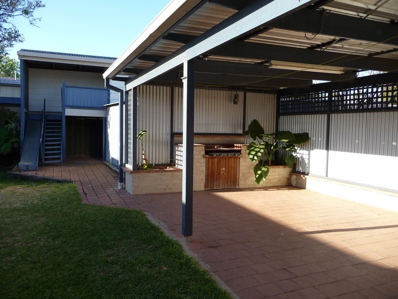 9 Ceduna Street, Mount Austin NSW 2650