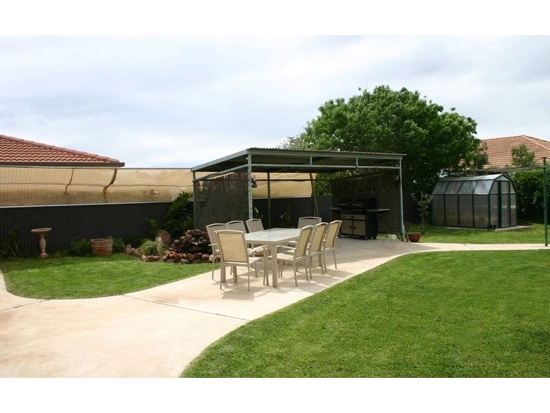 15 Wiradjuri Crescent, Wagga Wagga NSW 2650