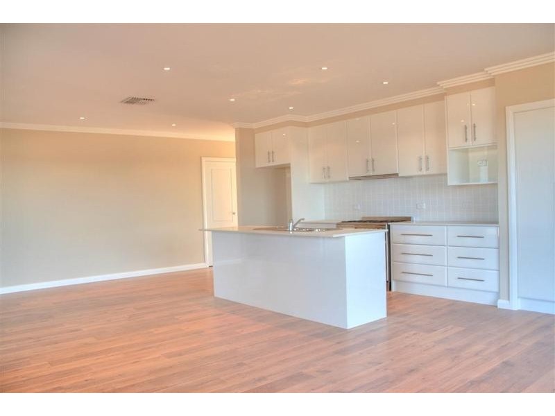 6 Brindabella Drive, Tatton NSW 2650