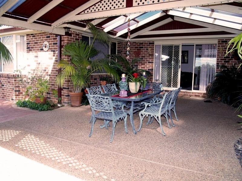 70 Simkin Crescent, Wagga Wagga NSW 2650