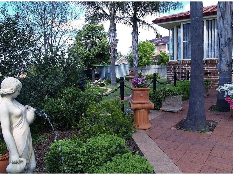 70 Simkin Crescent, Wagga Wagga NSW 2650