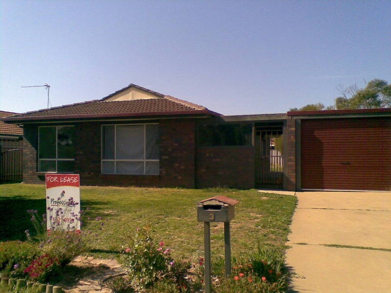 3 Naretha Street, Glenfield Park NSW 2650