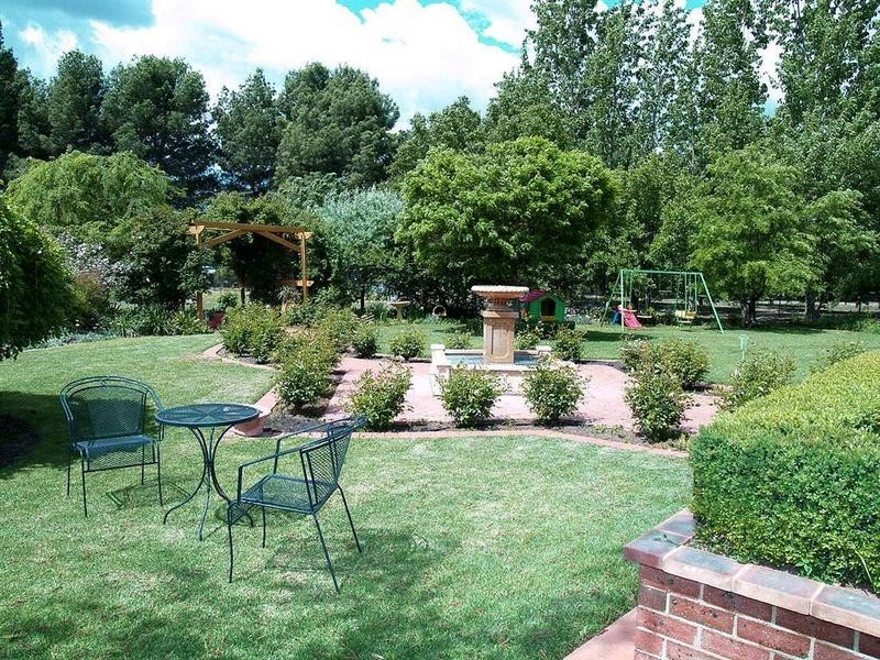 3 Hakea Place, Wagga Wagga NSW 2650