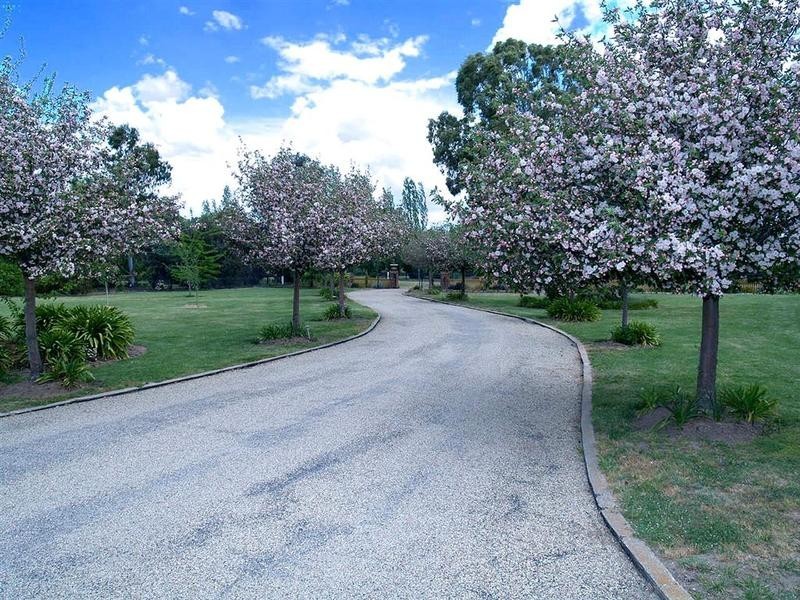 3 Hakea Place, Wagga Wagga NSW 2650