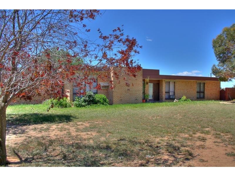 Lake Albert NSW 2650