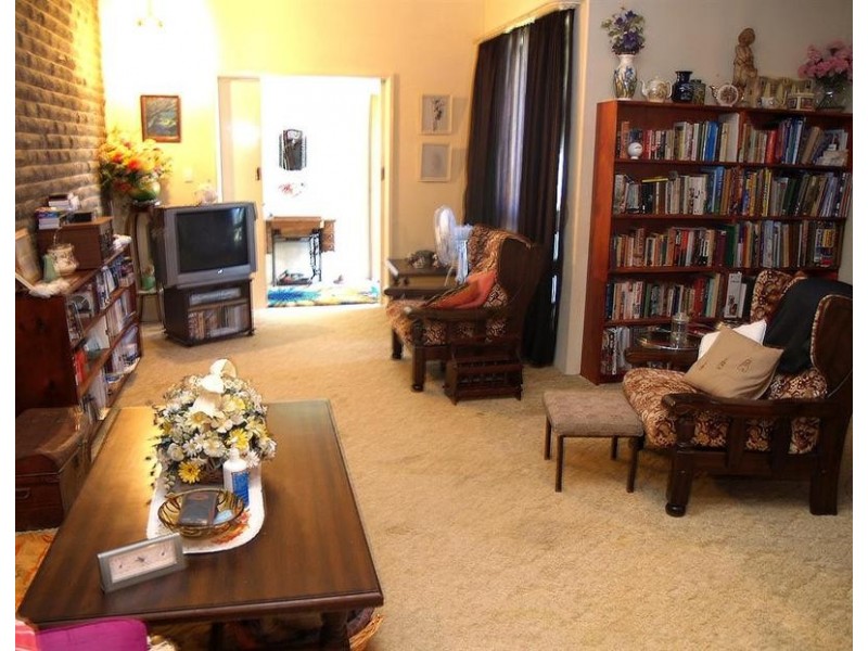 Lake Albert NSW 2650