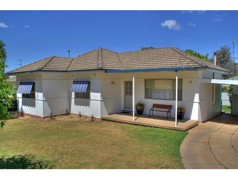 36 Stanley Street, Wagga Wagga NSW 2650