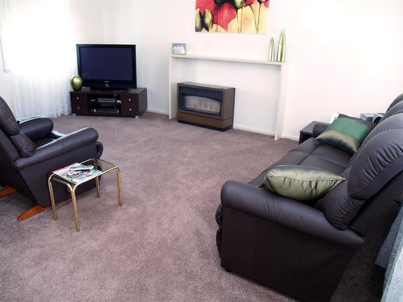 36 Stanley Street, Wagga Wagga NSW 2650