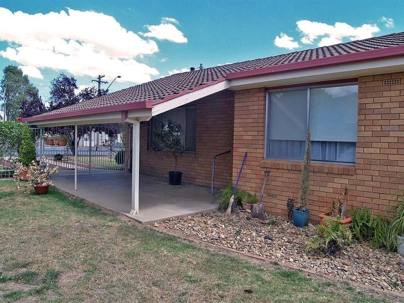 249 Kincaid Street, Wagga Wagga NSW 2650