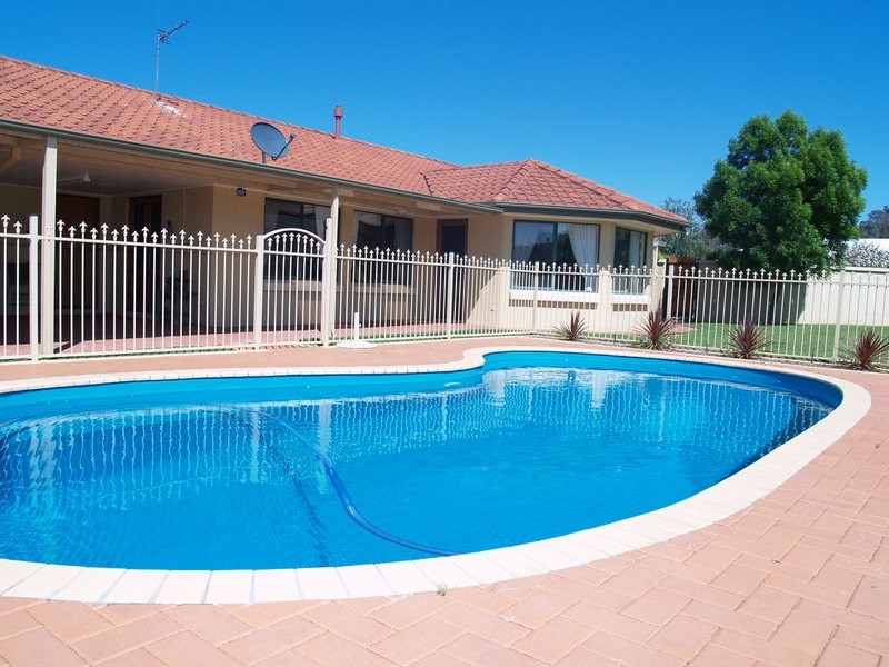 3 Hotham Street, Tatton NSW 2650