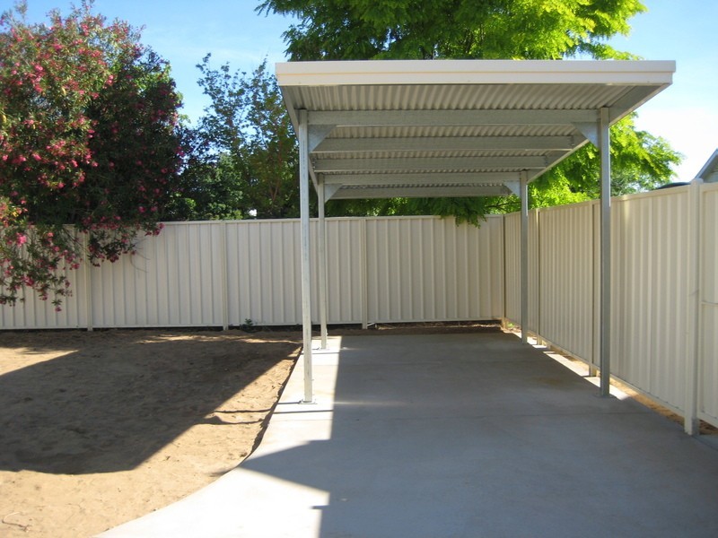 73 Docker Street, Wagga Wagga NSW 2650