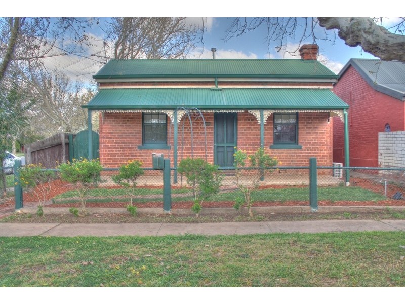 168 Gurwood Street, Wagga Wagga NSW 2650