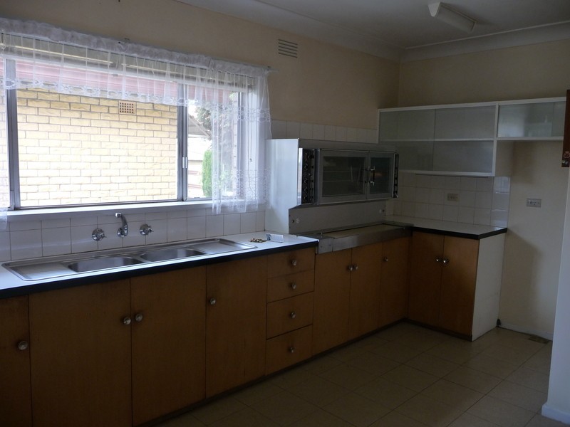 80 Tarcutta Street, Wagga Wagga NSW 2650