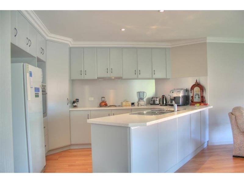 12 Atherton Crescent, Tatton NSW 2650