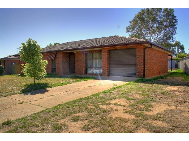 35 Bandera Avenue, Wagga Wagga NSW 2650