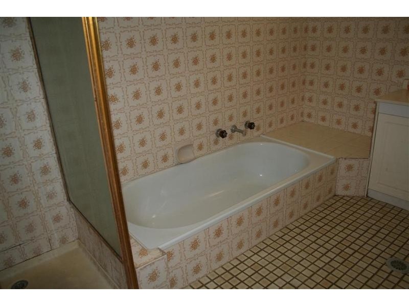 35 Bandera Avenue, Wagga Wagga NSW 2650