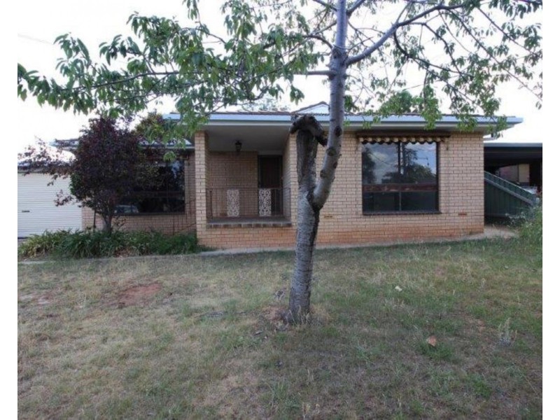 24 Horsley Street, Wagga Wagga NSW 2650