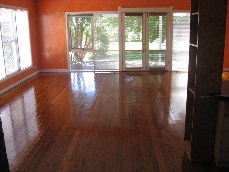 96 The Esplanade, Wagga Wagga NSW 2650