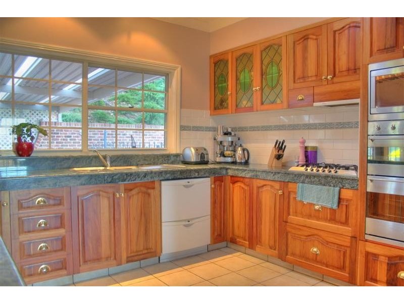 2 Loru Close, Tatton NSW 2650