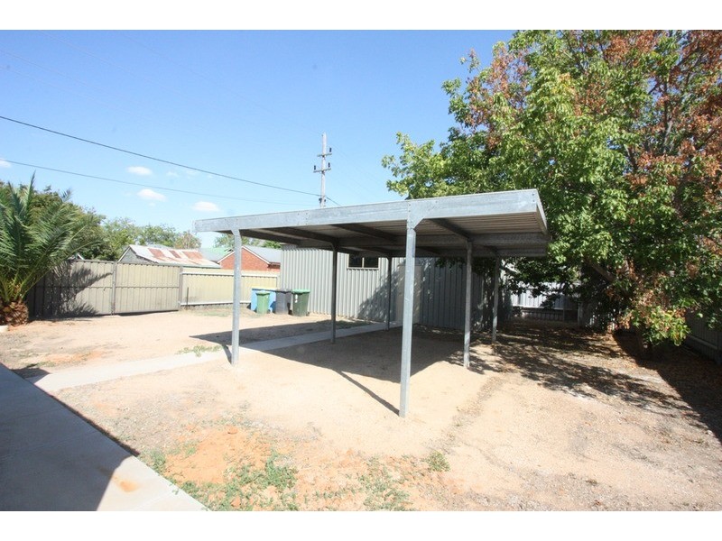 8 Sheppard Street, Wagga Wagga NSW 2650