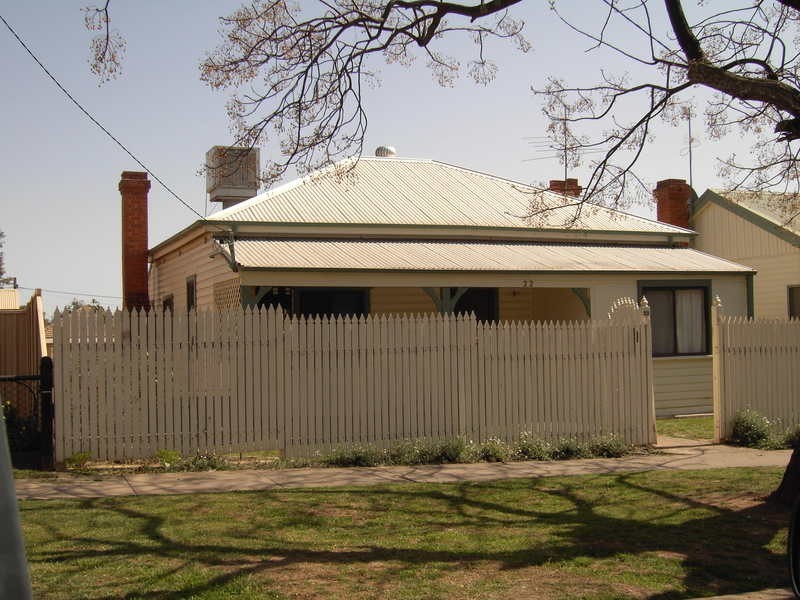 22 Kildare Avenue, Wagga Wagga NSW 2650
