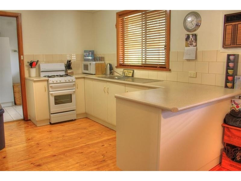 1 Huron Street, Wagga Wagga NSW 2650