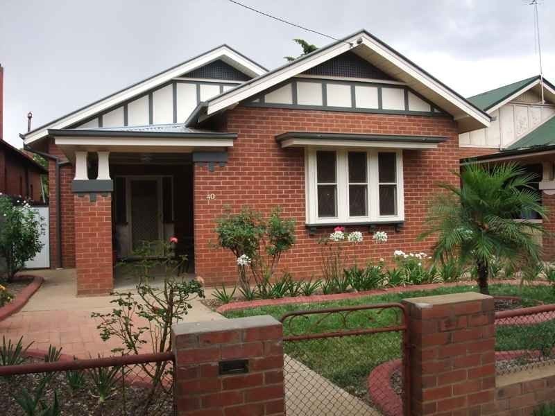 40 Docker Street, Wagga Wagga NSW 2650