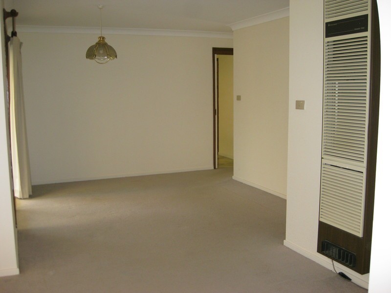 18 Incarnie Crescent, Wagga Wagga NSW 2650