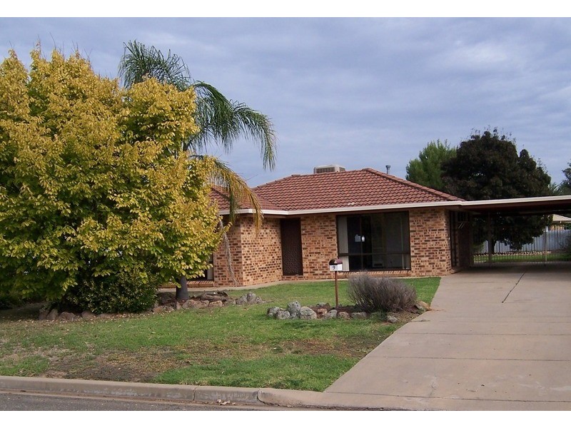 9 Incarnie Street, Wagga Wagga NSW 2650
