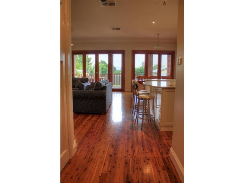 3 Wooden Street, Wagga Wagga NSW 2650