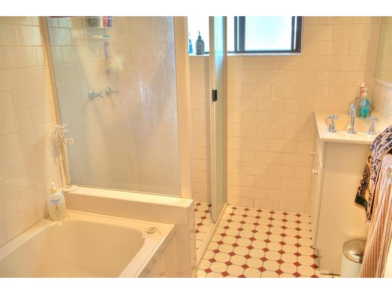 1/20 Merinda Crescent, Kooringal NSW 2650