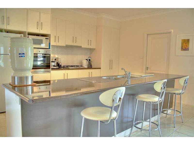 71 Brooklyn Drive, Wagga Wagga NSW 2650