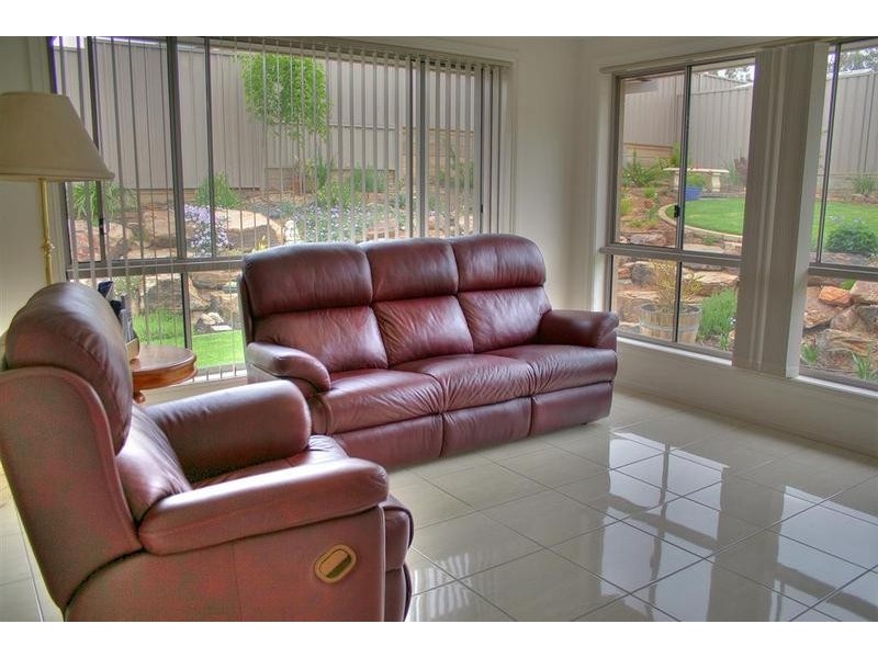 71 Brooklyn Drive, Wagga Wagga NSW 2650