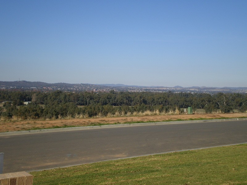 46 Franklin Drive, Estella NSW 2650
