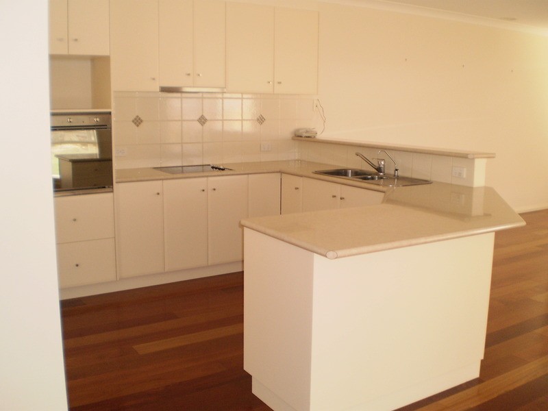 11 Werribee Road, Bourkelands NSW 2650
