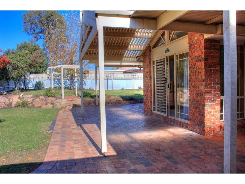13 Lavender Place, Wagga Wagga NSW 2650