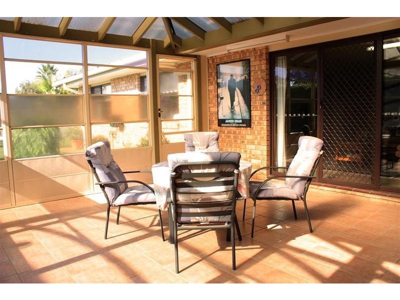 104 Dalkeith Avenue, Wagga Wagga NSW 2650