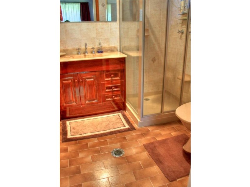 104 Dalkeith Avenue, Wagga Wagga NSW 2650