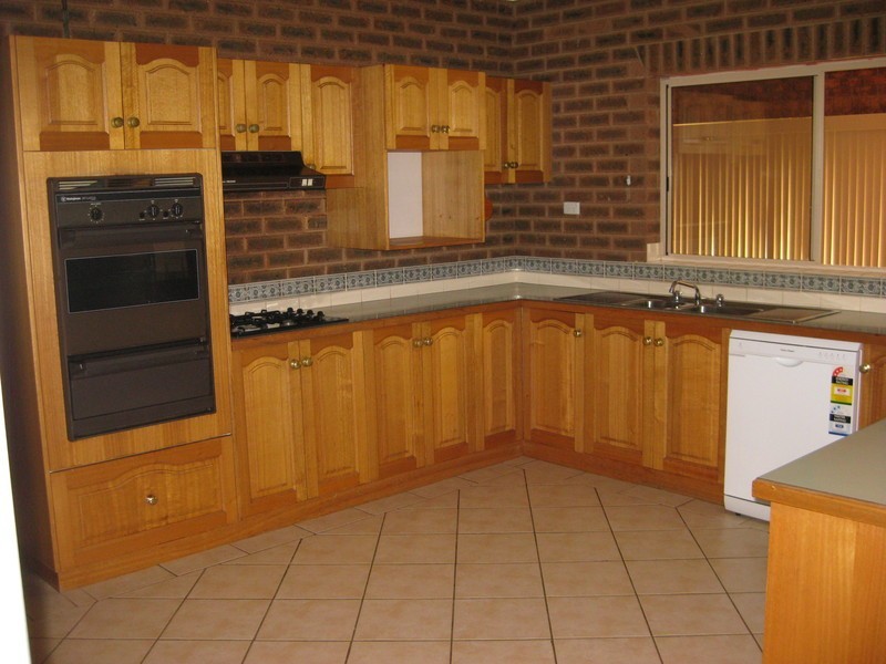 3 Corella Place, Estella NSW 2650