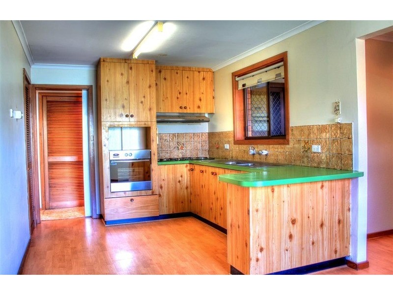 57 Adjin Street, Mount Austin NSW 2650