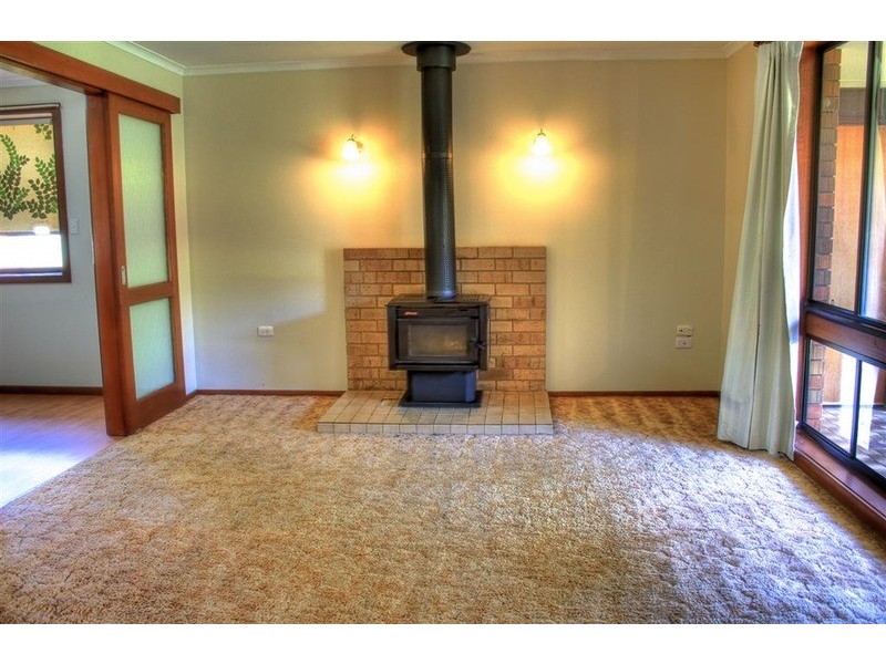 57 Adjin Street, Mount Austin NSW 2650
