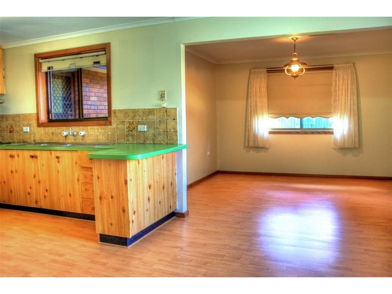 57 Adjin Street, Mount Austin NSW 2650