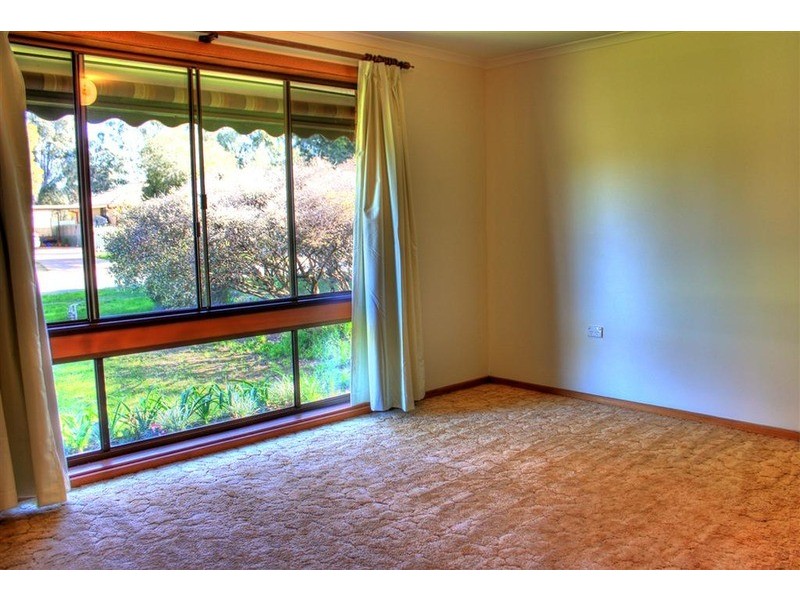 57 Adjin Street, Mount Austin NSW 2650