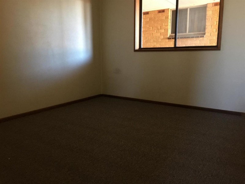 3/16 Marloo Crescent, Kooringal NSW 2650