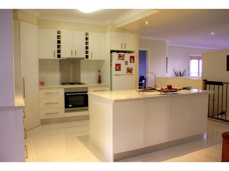 9 Wisteria Place, Springvale NSW 2650