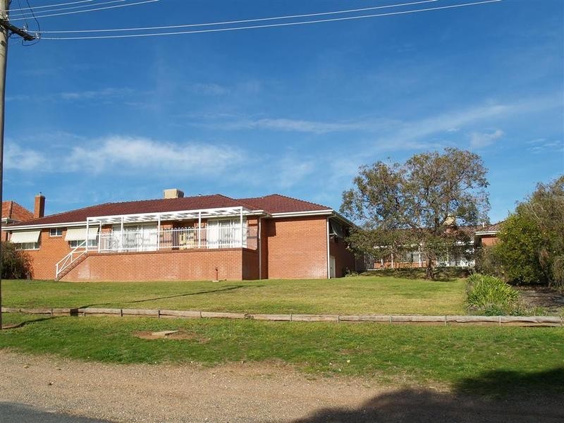Cnr Button Avenue And Lydia Street, Junee NSW 2663