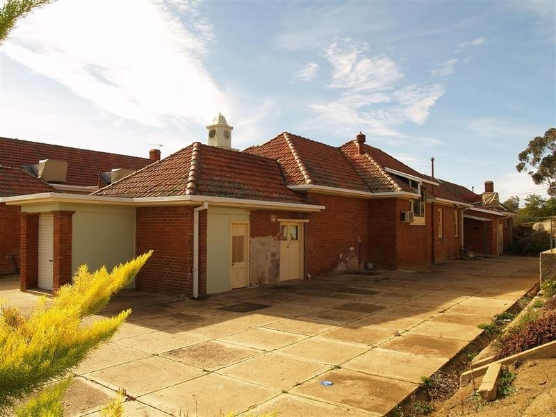 Cnr Button Avenue And Lydia Street, Junee NSW 2663