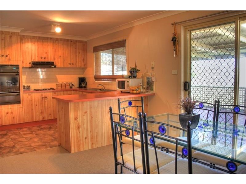 5 Bamarook Crescent, Wagga Wagga NSW 2650